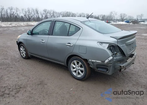 2014 Nissan Versa 1.6 Sv z USA, uszkodzony, nr VIN 3N1CN7AP1EL857590